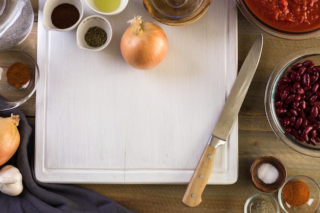 Stôl s prípravou jedla